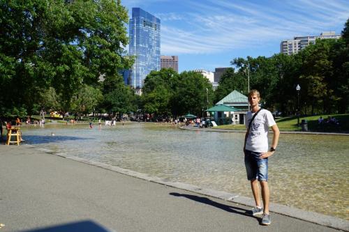 Wer hat sich denn da ins Bild geschlichen?