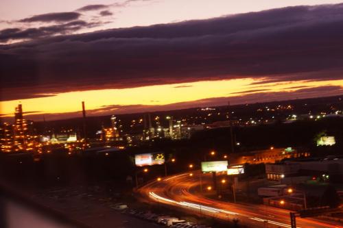 Just look at the cars <3