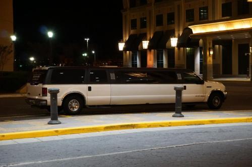 Früher war es wahrscheinlich mal ein sehr luxoriöses Hotel. 